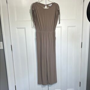 Gilli Tan Jumpsuit with Relaxed Fit and Elastic Waist